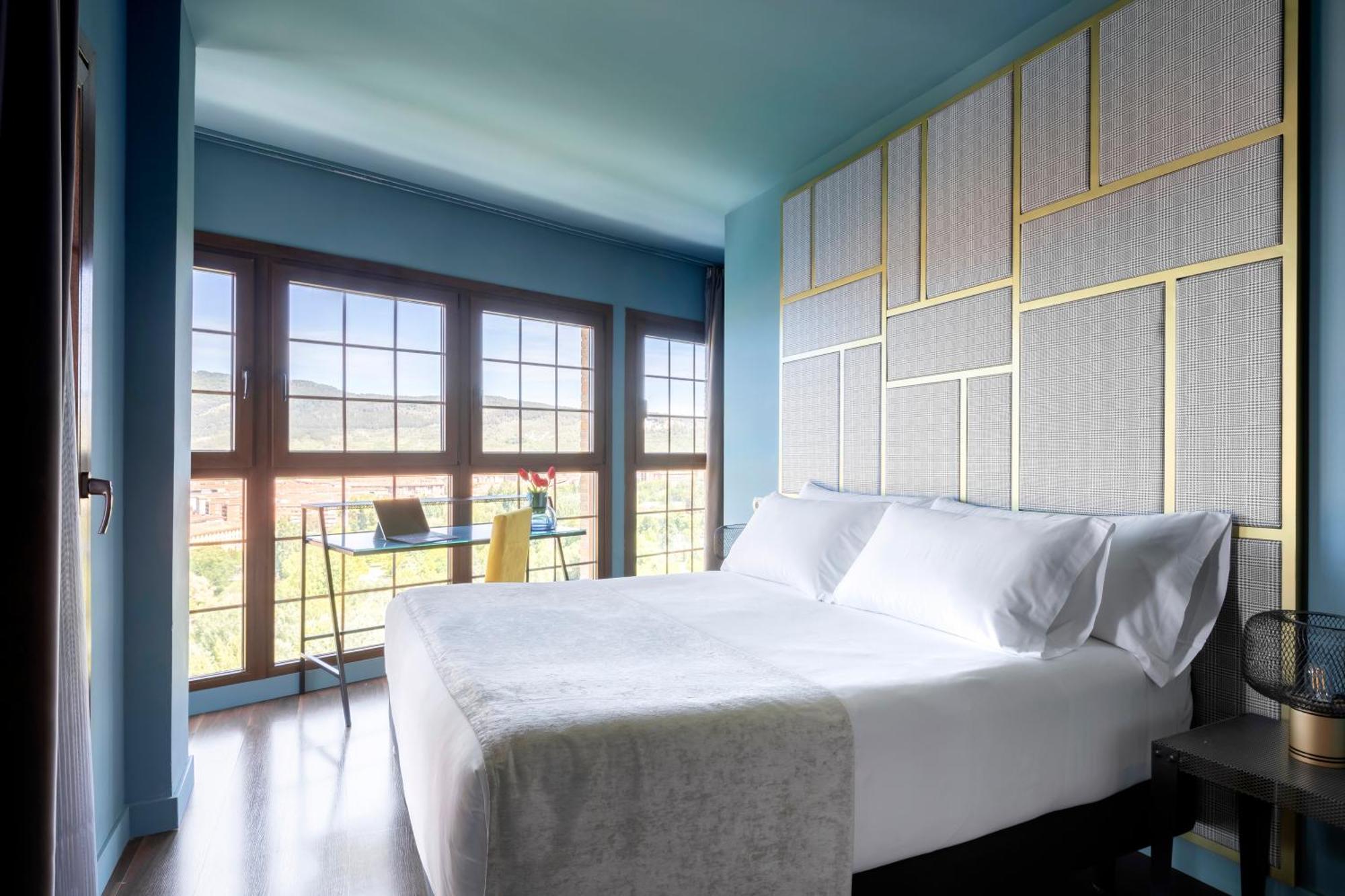 Pamplona Catedral Hotel Ngoại thất bức ảnh