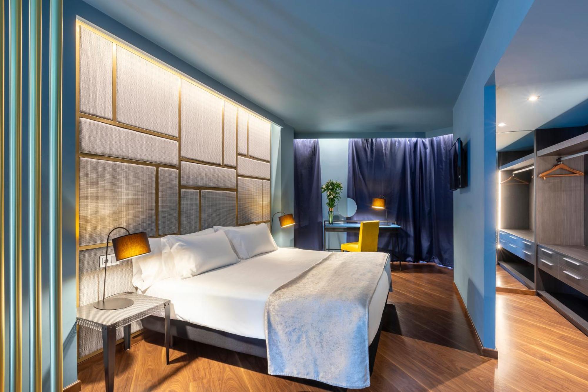 Pamplona Catedral Hotel Ngoại thất bức ảnh